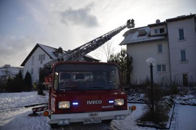 Kernen-Stetten: Dachstuhlbrand in Mehrfamilienhaus